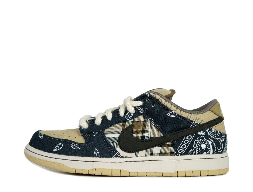 NIKE DUNK LOW x TRAVIS SCOTT - CASHEW FLOWER